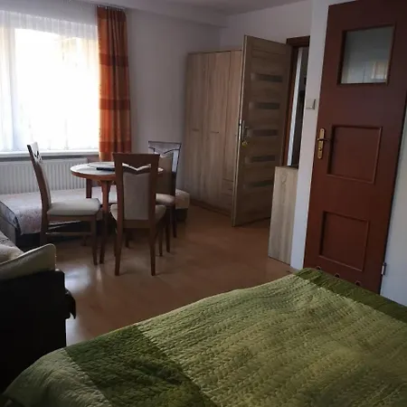 Casa de hóspedes Goscinne Elzbieta 3*